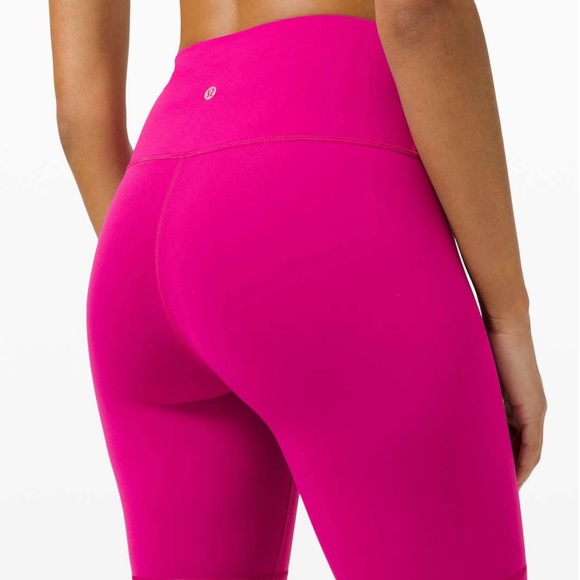 Lululemon Wunder Train 8 inch short - Ripened Raspberry - Picture 2 of 8